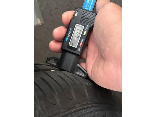 シエンタ ハイブリッドＺ　ワンオーナー　純正ディスプレイオーディオ　バックカメラ　両側電動スライドドア　禁煙車　３列シート（73枚目）