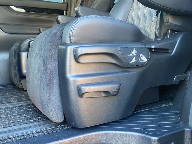 ヴェルファイアハイブリッド ZR モデリスタエアロ・ダブルサンルーフ・JBLサウンド・パワーバックドア・パワーシート・エンジンスターター・純正ナビ・フルセグTV・Bluetooth・全周囲カメラ・デジタルインナーミラー(35枚目)