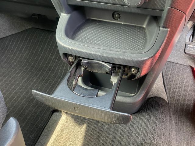 ソリオ １．２バンディット　１．２バンディット・レーダーブレーキサポートＩＩ装着車・電動スライドドア・ナビ・フルセグＴＶ・Ｂｌｕｅｔｏｏｔｈ・スマートキー２個（59枚目）