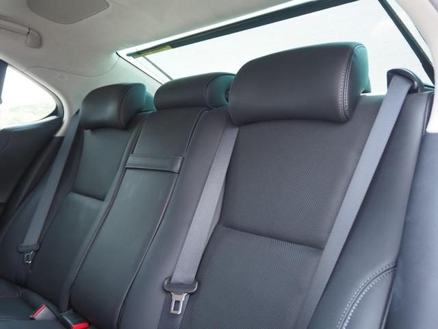 ＬＳ ＬＳ４６０　バージョンＬ　ＯＰ１９インチアルミホイール　サンルーフ　３眼ＬＥＤヘッドランプ　ナイトビュー付衝突回避支援プリクラッシュセーフティー　レクサスプレミアムサウンド　ブラインドスポットモニター　ＥＴＣ　本革パワーシート（61枚目）