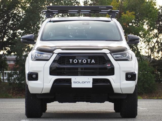 ハイラックス Z GRスポーツ 1オーナー車 MCLIMBコンプリート 未使用ヒッチメンバーSOREX スポーツバー シャッタートノカバー デュアルサイドマフラー ヘッドライナー 純正8型ディスプレイオーディオ パノラミックビュー(2枚目)