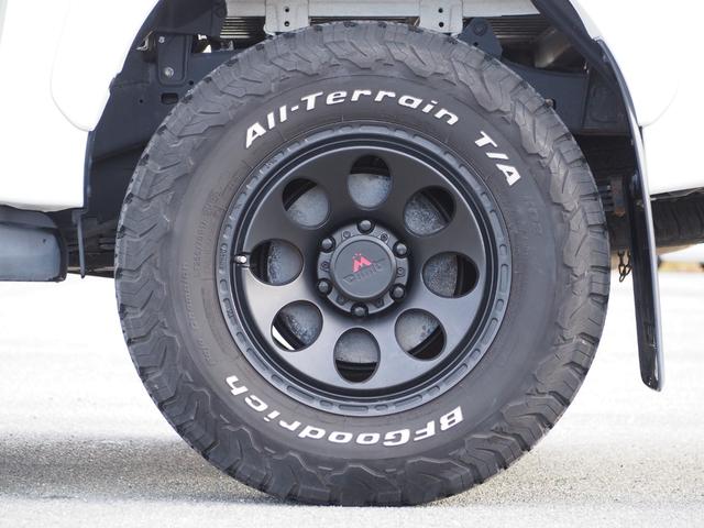 ハイラックス Z GRスポーツ 1オーナー車 MCLIMBコンプリート 未使用ヒッチメンバーSOREX スポーツバー シャッタートノカバー デュアルサイドマフラー ヘッドライナー 純正8型ディスプレイオーディオ パノラミックビュー(22枚目)