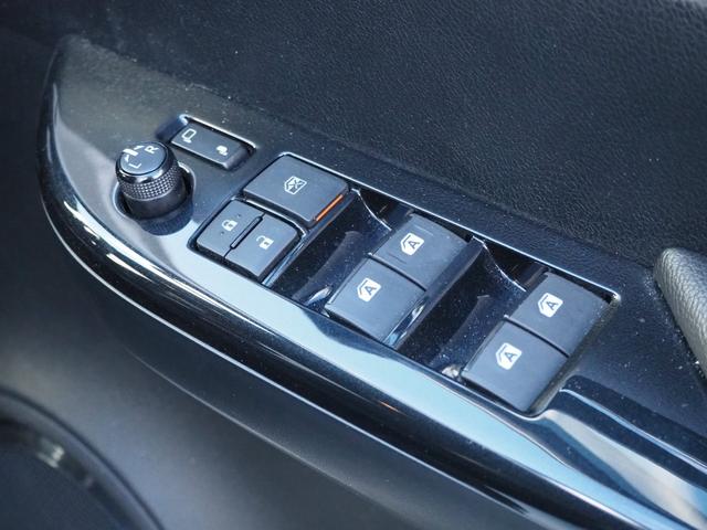 ハイラックス Z GRスポーツ 1オーナー車 MCLIMBコンプリート 未使用ヒッチメンバーSOREX スポーツバー シャッタートノカバー デュアルサイドマフラー ヘッドライナー 純正8型ディスプレイオーディオ パノラミックビュー(29枚目)