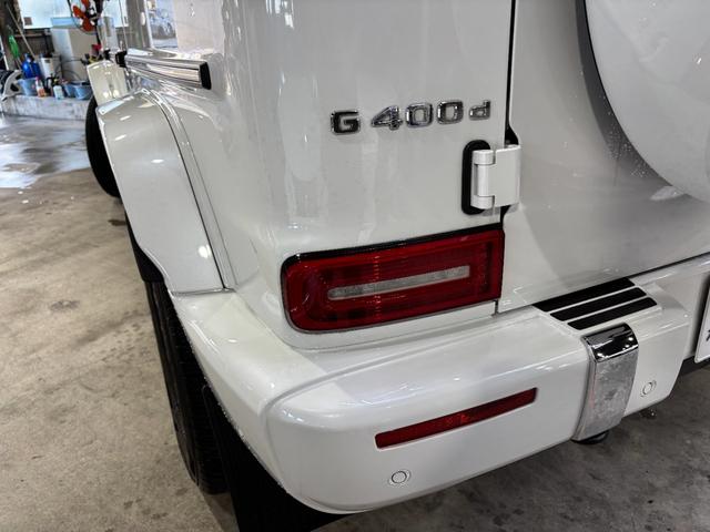 Ｇクラス Ｇ４００ｄ　Ｇｍａｎｕｆａｋｕｔｕｒプログラム／電動サイドステップ／デジタルインナーミラー／アダプティブダンピング／ナッパレザーシート／同色スペアタイヤリング（24枚目）