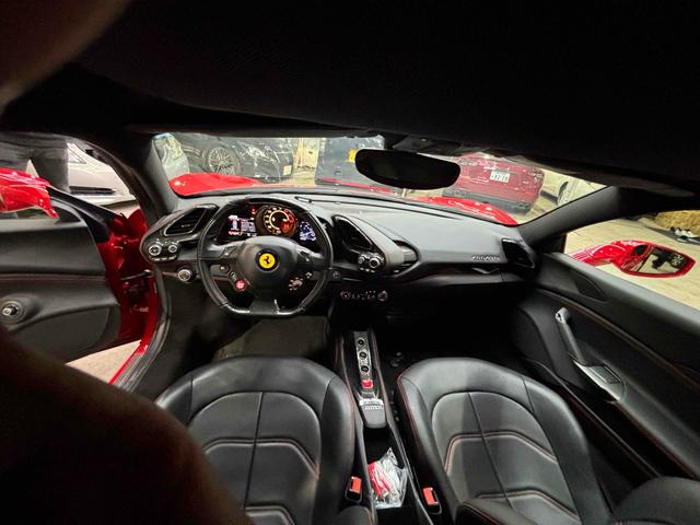 488GTB ベースグレード 左ハンドル ナビ クリアランスソナー AT HID スマートキー アルミホイール パワーシート ABS Bluetooth エアコン パワーウィンドウ(10枚目)