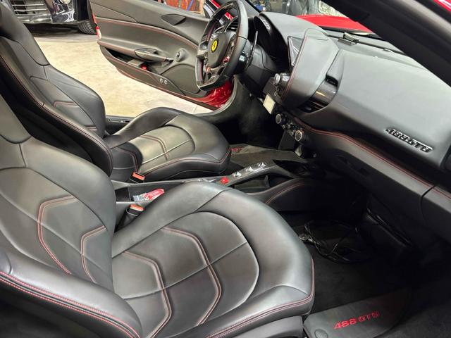 488GTB ベースグレード 左ハンドル ナビ クリアランスソナー AT HID スマートキー アルミホイール パワーシート ABS Bluetooth エアコン パワーウィンドウ(24枚目)