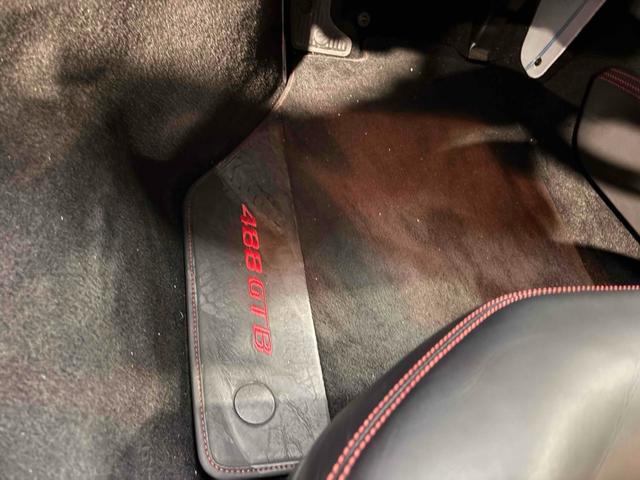 488GTB ベースグレード 左ハンドル ナビ クリアランスソナー AT HID スマートキー アルミホイール パワーシート ABS Bluetooth エアコン パワーウィンドウ(45枚目)