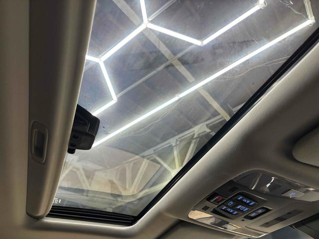 アルファード 2.5S Cパッケージ ツインムーンルーフ/デジタルインナーミラー/ディスプレイオーディオ/両側パワースライドドア/パワーバックドア/シートヒーター&ベンチレーション/レーダークルーズコントロール/ビルトインETC/(28枚目)