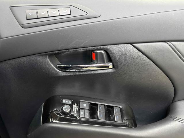 アルファード 2.5S Cパッケージ ツインムーンルーフ/デジタルインナーミラー/ディスプレイオーディオ/両側パワースライドドア/パワーバックドア/シートヒーター&ベンチレーション/レーダークルーズコントロール/ビルトインETC/(40枚目)