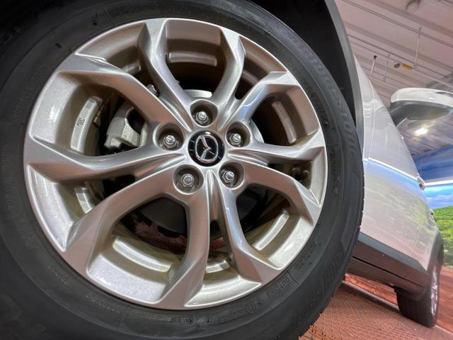 ＣＸ－３ ＸＤ　マツダコネクトナビ　バックカメラ　衝突被害軽減システム　コーナーセンサー　スマートキー　ＬＥＤヘッド　車線逸脱警報　オートライト　オートエアコン　純正１６インチ　Ｂｌｕｅｔｏｏｔｈ　ＤＶＤ再生（13枚目）