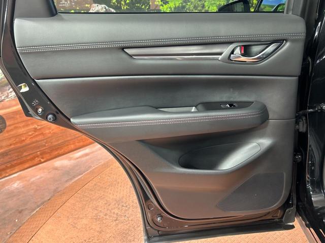 ＣＸ－５ ＸＤ　スポーツアピアランス　ターボ　純正１０．２５型ナビ　全周囲カメラ　衝突被害軽減　レーダークルーズ　禁煙車　電動リアゲート　レザーシート　コーナーセンサー　スマートキー　ＬＥＤヘッド　ＥＴＣ　オートハイビーム　車線逸脱警報（55枚目）