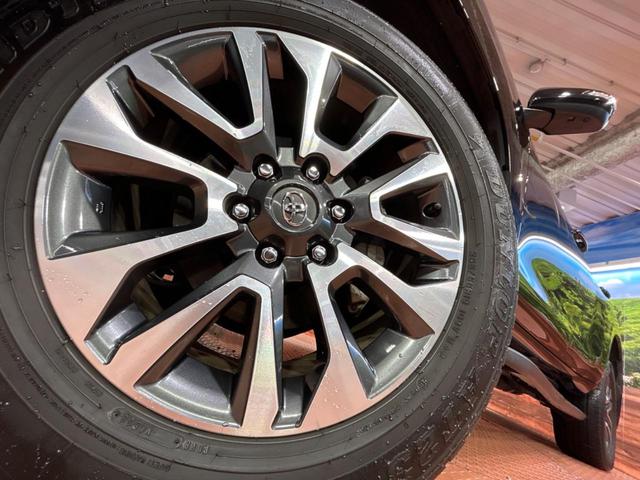 ランドクルーザープラド TX Lパッケージ サンルーフ モデリスタエアロ 7人乗り 純正9インチナビ付ディスプレイオーディオ 全周囲カメラ ブラインドスポットモニター レーダークルーズコントロール 黒革シート シートベンチレーション(13枚目)
