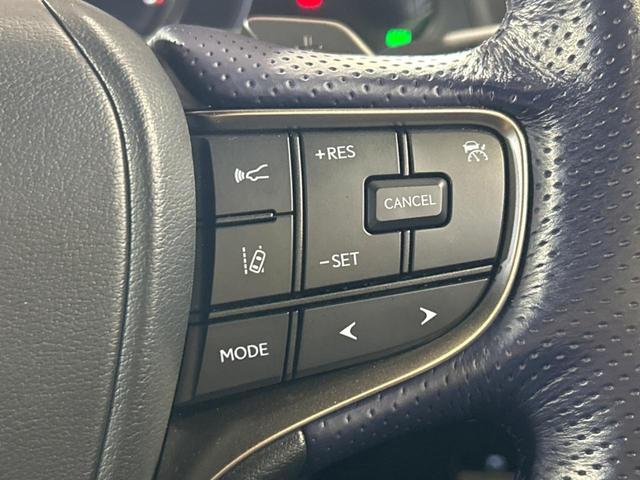 ＵＸ ＵＸ２００　Ｆスポーツ　スタイルブルー　サンルーフ　純正ナビ　セーフティシステムプラス　パノラミックビューモニター　レーダークルーズコントロール　ブラインドスポットモニター　シートヒーター　ＬＥＤヘッドライト　パワーバックドア（21枚目）
