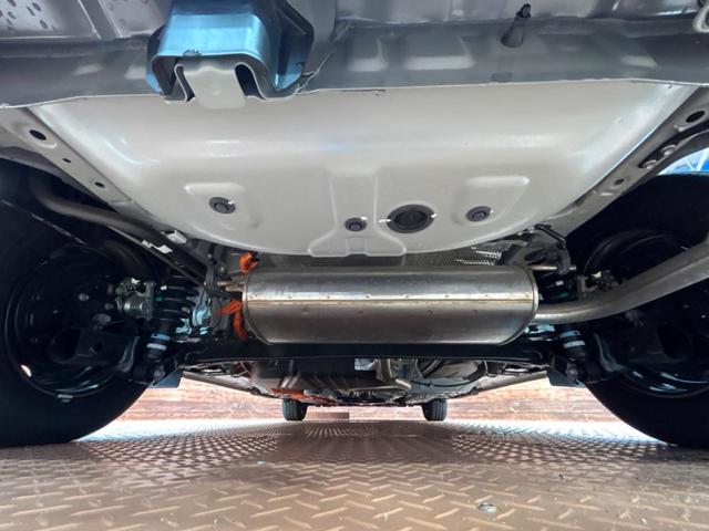 シエンタ ハイブリッドＺ　純正１０．５型ナビ　全周囲カメラ　両側電動スライドドア　トヨタセーフティセンス　ブラインドスポットモニター　レーダークルーズ　前席シートヒーター　スマートキー　ＥＴＣ２．０　ＬＥＤヘッド（19枚目）