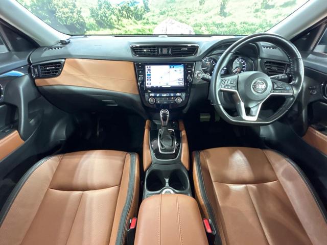 エクストレイル ２０Ｘｉ　レザーエディション　Ｖセレクション　４ＷＤ　サンルーフ　純正９型ナビ　全周囲カメラ　エマージェンシーブレーキ　プロパイロット　パワーバックドア　前席パワーシート　前席中列シートヒーター　ドラレコ　スマートキー　ＥＴＣ（2枚目）
