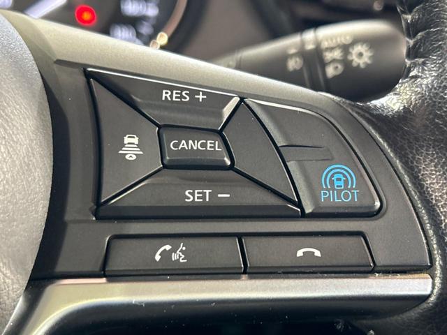 エクストレイル ２０Ｘｉ　レザーエディション　Ｖセレクション　４ＷＤ　サンルーフ　純正９型ナビ　全周囲カメラ　エマージェンシーブレーキ　プロパイロット　パワーバックドア　前席パワーシート　前席中列シートヒーター　ドラレコ　スマートキー　ＥＴＣ（7枚目）