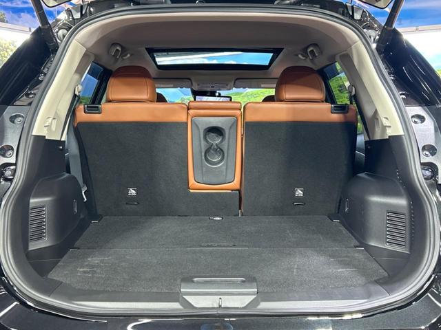 エクストレイル ２０Ｘｉ　レザーエディション　Ｖセレクション　４ＷＤ　サンルーフ　純正９型ナビ　全周囲カメラ　エマージェンシーブレーキ　プロパイロット　パワーバックドア　前席パワーシート　前席中列シートヒーター　ドラレコ　スマートキー　ＥＴＣ（45枚目）