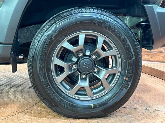 ジムニーノマド ＦＣ　禁煙車　セーフティサポート　レーダークルーズ　コーナーセンサー　シートヒーター　スマートキー　ＬＥＤヘッド　車線逸脱警報　オートライト　オートエアコン　純正１５インチアルミホイール（22枚目）