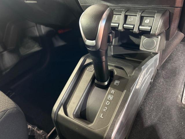 ジムニーノマド ＦＣ　禁煙車　セーフティサポート　レーダークルーズ　コーナーセンサー　シートヒーター　スマートキー　ＬＥＤヘッド　車線逸脱警報　オートライト　オートエアコン　純正１５インチアルミホイール（43枚目）