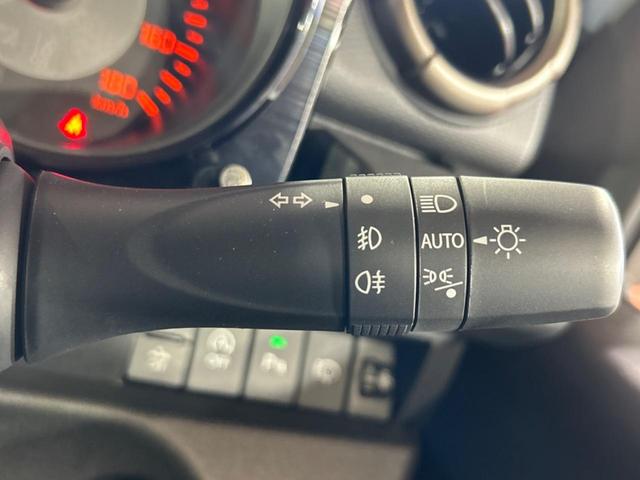 ジムニーノマド ＦＣ　禁煙車　セーフティサポート　レーダークルーズ　コーナーセンサー　シートヒーター　スマートキー　ＬＥＤヘッド　車線逸脱警報　オートライト　オートエアコン　純正１５インチアルミホイール（51枚目）