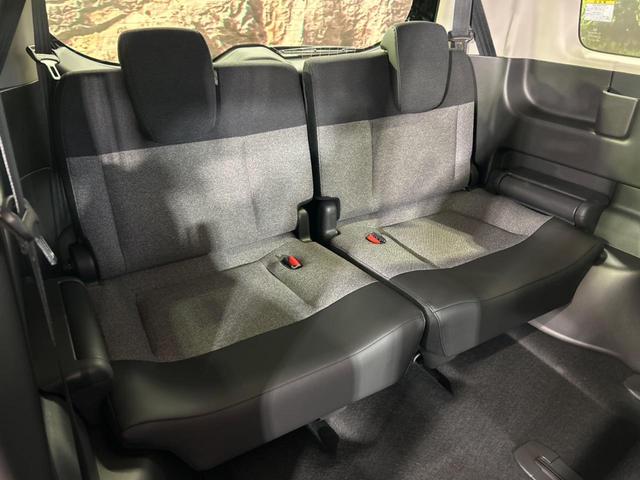 ３列目シートはもちろん状態良好☆大人でもゆったりと座って頂けますので、大人数でのお出かけもラクラクです♪ご家族で、気の知れた仲間で、ドライブに行くのが楽しみですね♪