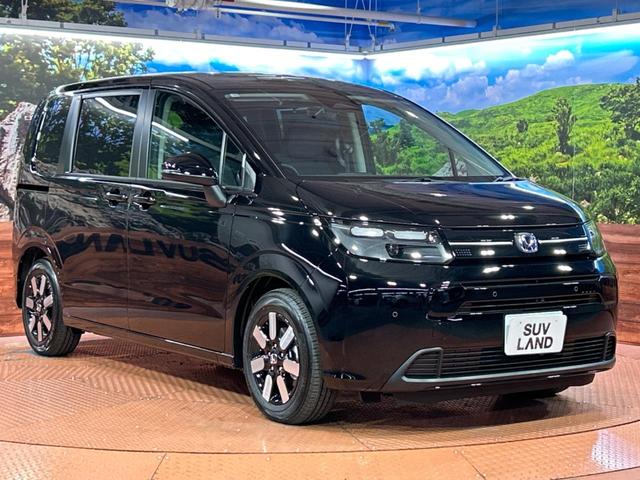 高透明度のガラス皮膜で撥水はもちろん、上質なツヤ・光沢を実現。紫外線や酸性雨から大切な愛車を保護し、色あせ・劣化を防止。「弾スプラッシュコート」、「弾プリミッサコート」からお選びいただけます。