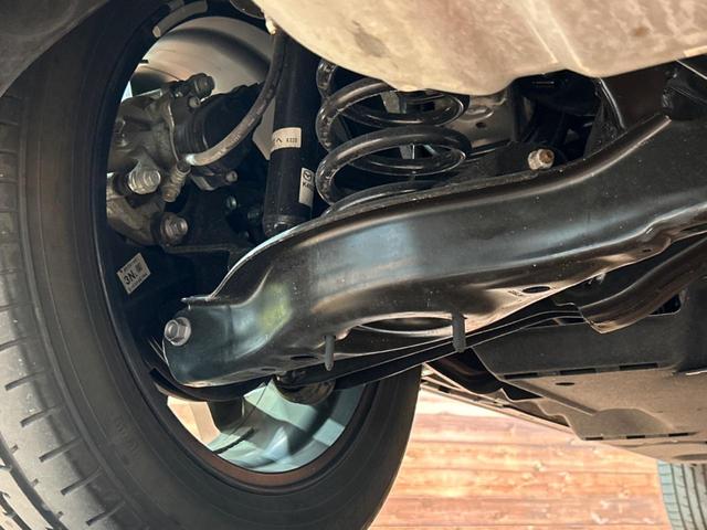 ＣＸ－８ ２５Ｓ　Ｌパッケージ　サンルーフ　１０．２５インチマツダコネクトナビ　全周囲カメラ　ＢＯＳＥサウンド　衝突被害軽減システム　レーダークルーズ　禁煙車　電動リアゲート　レザーシート　前席シートエアコン　ドラレコ（21枚目）