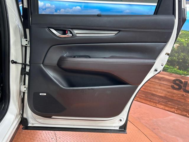 ＣＸ－８ ２５Ｓ　Ｌパッケージ　サンルーフ　１０．２５インチマツダコネクトナビ　全周囲カメラ　ＢＯＳＥサウンド　衝突被害軽減システム　レーダークルーズ　禁煙車　電動リアゲート　レザーシート　前席シートエアコン　ドラレコ（51枚目）