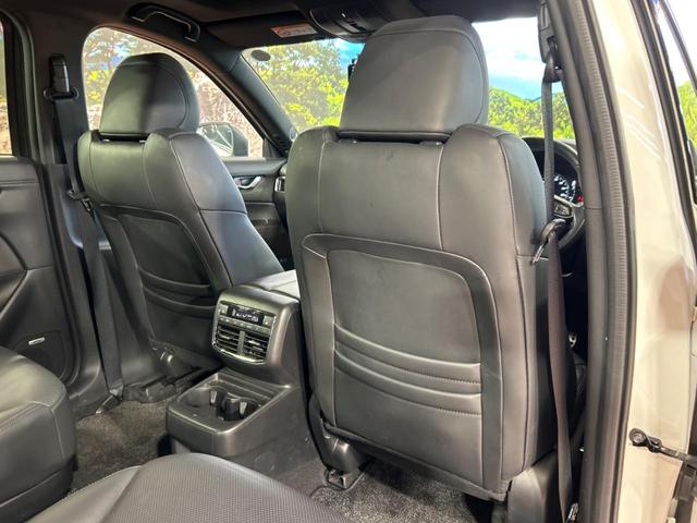 ＣＸ－８ ２５Ｓ　Ｌパッケージ　サンルーフ　１０．２５インチマツダコネクトナビ　全周囲カメラ　ＢＯＳＥサウンド　衝突被害軽減システム　レーダークルーズ　禁煙車　電動リアゲート　レザーシート　前席シートエアコン　ドラレコ（52枚目）