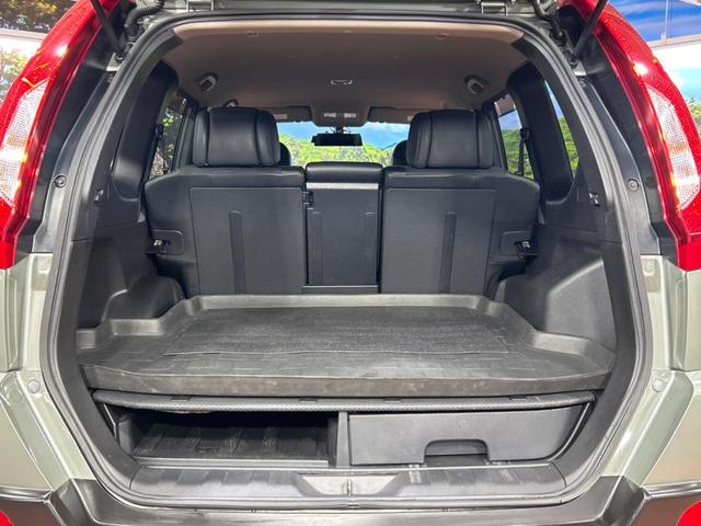 エクストレイル ２０Ｘ　４ＷＤ　純正ＳＤナビ　バックカメラ　禁煙車　全席シートヒーター　ドラレコ　ＥＴＣ　オートライト　オートエアコン　純正１７インチアルミ　Ｂｌｕｅｔｏｏｔｈ　ＣＤ　ＤＶＤ再生　フルセグ（10枚目）