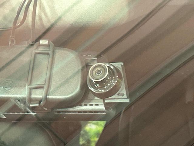 エクストレイル ２０Ｘ　４ＷＤ　純正ＳＤナビ　バックカメラ　禁煙車　全席シートヒーター　ドラレコ　ＥＴＣ　オートライト　オートエアコン　純正１７インチアルミ　Ｂｌｕｅｔｏｏｔｈ　ＣＤ　ＤＶＤ再生　フルセグ（24枚目）