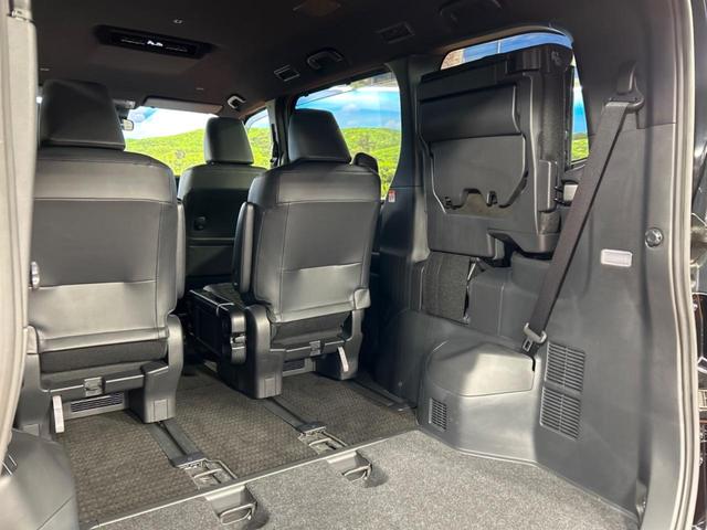 ヴォクシー S-Z 純正10.5インチナビ バックカメラ トヨタセーフティセンス 禁煙車 レーダークルーズコントロール ブラインドスポットモニター 両側電動スライドドア ドライブレコーダー フルセグ(11枚目)