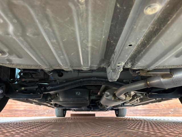 ヴォクシー S-Z 純正10.5インチナビ バックカメラ トヨタセーフティセンス 禁煙車 レーダークルーズコントロール ブラインドスポットモニター 両側電動スライドドア ドライブレコーダー フルセグ(20枚目)