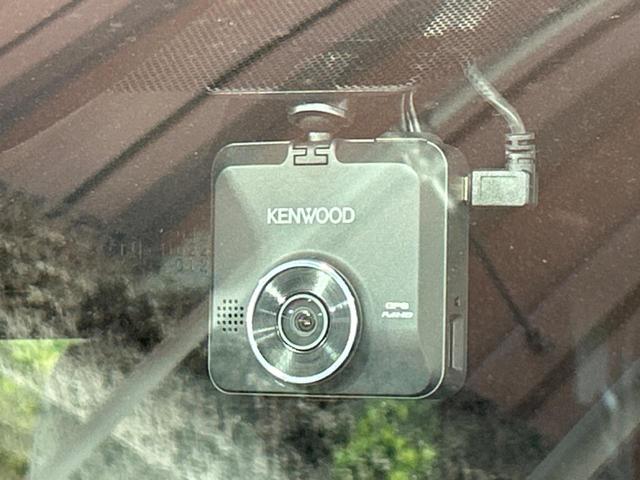 ヴォクシー S-Z 純正10.5インチナビ バックカメラ トヨタセーフティセンス 禁煙車 レーダークルーズコントロール ブラインドスポットモニター 両側電動スライドドア ドライブレコーダー フルセグ(31枚目)