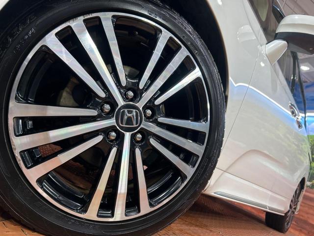 オデッセイ G・EX 両側電動ドア フリップダウンモニター 純正ナビ 全周囲カメラ 衝突被害軽減装置 禁煙車 クルーズコントロール ブラインドスポットモニター ドラレコ ETC パワーシート 純正18インチアルミホイール(14枚目)