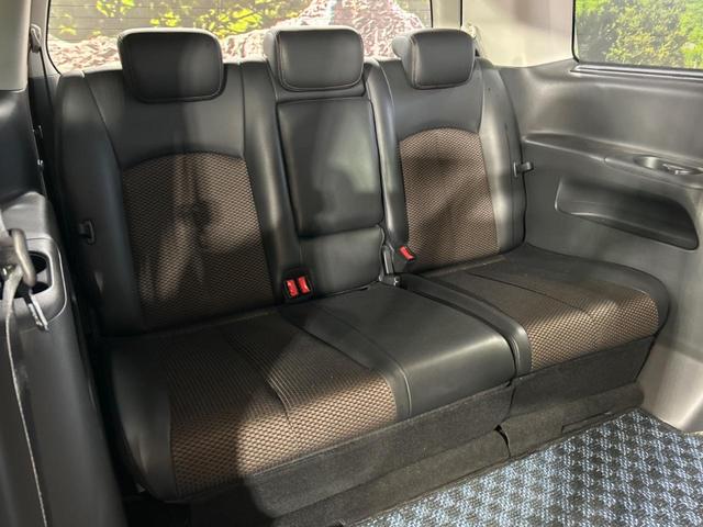 エルグランド 250ハイウェイスター 電動スライドドア 純正ナビ アラウンドビューモニター ETC Bluetooth HIDヘッドライト 純正18インチアルミホイール スマートキー 片側電動スライドドア アクセサリーコンセント(9枚目)