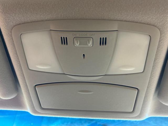 エルグランド 250ハイウェイスター 電動スライドドア 純正ナビ アラウンドビューモニター ETC Bluetooth HIDヘッドライト 純正18インチアルミホイール スマートキー 片側電動スライドドア アクセサリーコンセント(26枚目)