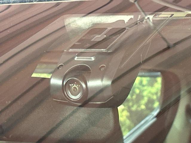 ＷＲ－Ｖ Ｚ　バックカメラ　衝突被害軽減システム　レーダークルーズ　禁煙車　ハーフレザーシート　ドラレコ　コーナーセンサー　スマートキー　ＬＥＤヘッド　ビルトインＥＴＣ　オートハイビーム　車線逸脱警報（7枚目）