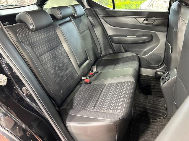 ＷＲ－Ｖ Ｚ　バックカメラ　衝突被害軽減システム　レーダークルーズ　禁煙車　ハーフレザーシート　ドラレコ　コーナーセンサー　スマートキー　ＬＥＤヘッド　ビルトインＥＴＣ　オートハイビーム　車線逸脱警報（9枚目）