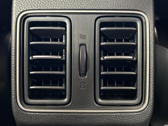 ＷＲ－Ｖ Ｚ　バックカメラ　衝突被害軽減システム　レーダークルーズ　禁煙車　ハーフレザーシート　ドラレコ　コーナーセンサー　スマートキー　ＬＥＤヘッド　ビルトインＥＴＣ　オートハイビーム　車線逸脱警報（41枚目）