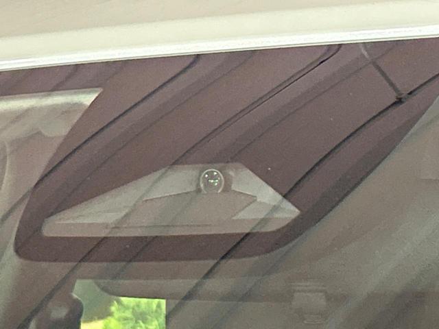 WR-V X 登録済未使用車 純正ナビ ホンダセンシング バックカメラ アダプティブクルーズコントロール LEDヘッドライト スマートキー フルセグ Bluetooth再生 盗難防止システム 横滑り防止装置(5枚目)