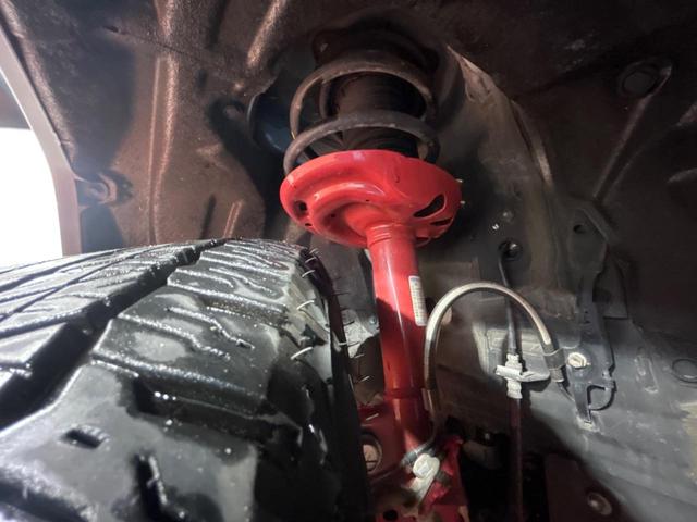 RAV4 アドベンチャー オフロードパッケージII 純正10.5インチディスプレイオーディオ バックカメラ トヨタセーフティセンス 禁煙車 ブラインドスポットモニター デジタルインナーミラー ドライブレコーダー フルセグ Bluetooth再生(26枚目)