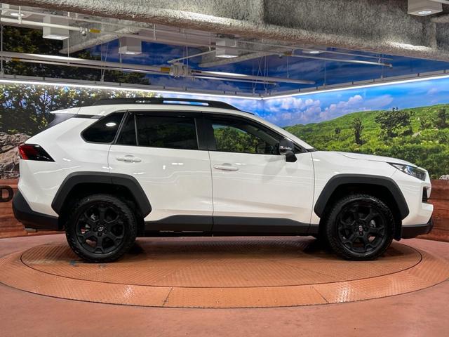 RAV4 アドベンチャー オフロードパッケージII 純正10.5インチディスプレイオーディオ バックカメラ トヨタセーフティセンス 禁煙車 ブラインドスポットモニター デジタルインナーミラー ドライブレコーダー フルセグ Bluetooth再生(31枚目)