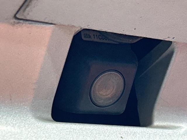 FJクルーザー カラーパッケージ SDナビ クルーズコントロール 横滑り防止装置 ETC キーレス ステアリングスイッチ 純正20インチアルミホイール 純正革巻きステアリング Bluetooth再生 フルセグ(38枚目)