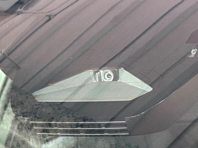 カローラクロス ハイブリッド Z ガラスルーフ 純正10.5インチディスプレイオーディオ バックカメラ トヨタセーフティセンス 禁煙車 レーダークルーズコントロール シートベンチレーション LEDヘッドライト フルセグ(4枚目)