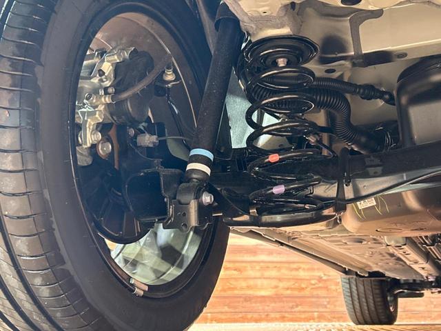 カローラクロス ハイブリッド Z ガラスルーフ 純正10.5インチディスプレイオーディオ バックカメラ トヨタセーフティセンス 禁煙車 レーダークルーズコントロール シートベンチレーション LEDヘッドライト フルセグ(20枚目)