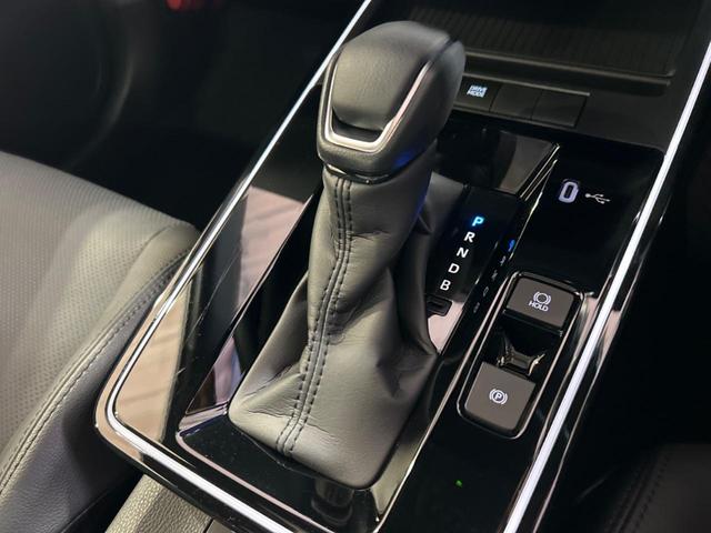 カローラクロス ハイブリッド Z ガラスルーフ 純正10.5インチディスプレイオーディオ バックカメラ トヨタセーフティセンス 禁煙車 レーダークルーズコントロール シートベンチレーション LEDヘッドライト フルセグ(57枚目)