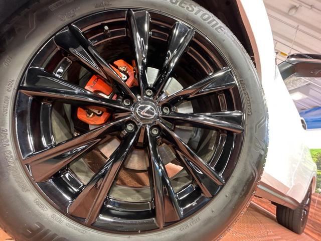 ＮＸ ＮＸ３５０　Ｆスポーツ　４ＷＤ　純正１４型ナビ　全周囲カメラ　衝突被害軽減装置　レーダークルーズ　禁煙車　パワーバックドア　ＥＴＣ　置くだけ充電　ヘッドアップディスプレイ　ブラインドスポットモニター　前席シートエアコン（13枚目）