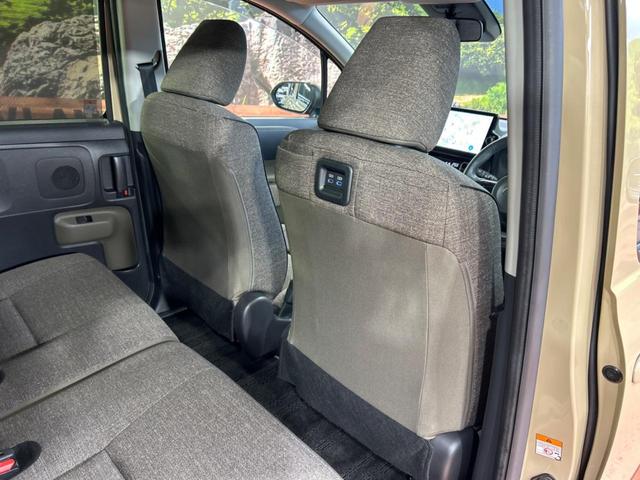 シエンタ ハイブリッドZ 両側電動スライドドア 10.5型ディスプレイオーディオ 全周囲カメラ トヨタセーフティセンス レーダークルーズ ブラインドスポットモニター 禁煙車 コーナーセンサー スマートキー ビルトインETC(52枚目)