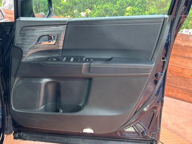 オデッセイ Ｇ　両側電動ドア　全周囲カメラ　衝突被害軽減システム　禁煙車　レザーシート　パワーシート　ドラレコ　スマートキー　ＬＥＤヘッド　ビルトインＥＴＣ　クルコン　オートライト　デュアルエアコン　リアエアコン（54枚目）